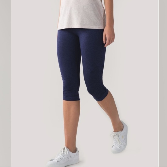 Lululemon In The Flow Crop Legging Heathered Cadet Blue - Picture 3 of 11